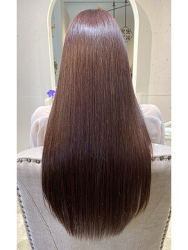 ノラ(Nora) ＊ツヤサラロングヘア＊