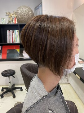 ヘアーアンドアート ルミナ(HAIR&ART LUMINA) 【佐々木】前下がりボブ