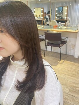 ネオリーブ チロル 横浜西口店(Neolive CiroL.) 韓国ヘア 韓国レイヤー 顔周りレイヤーカット
