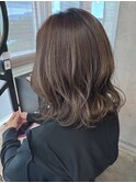 オリーブベージュ×ハイライト