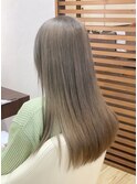 透明感グレージュ