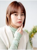 耳かけストレート×切りっぱなしボブ