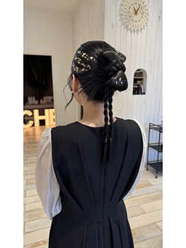 カシェ シモムラ(Cashe'e SHIMOMURA) カチモリヘア