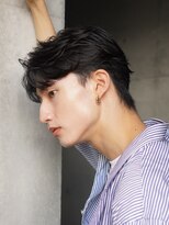 レタッチバイフィフス(RETOUCH by fifth)&nbsp;センターパート×ルーズパーマ