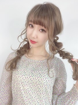 ルービック(Rubik's) [韓国オルチャン風]ルーズツインテールリボンアレンジ☆