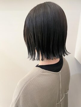 ネオリーブアイム 横浜西口店(Neolive aim) 地毛風ダークカラー★あご下切りっぱなしボブ