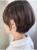 ショートヘア・アッシュブラウン