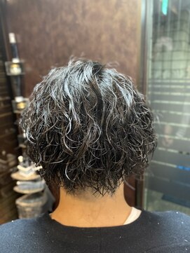 ヒロギンザ 新橋日比谷口店(HIRO GINZA) ビジネス風スパイラルパーマ　新橋　理容室　床屋　ヒロ銀座