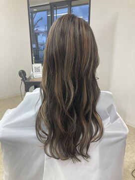 デュオエクステンション(duo extension) 地毛とのカラーにも馴染ませます