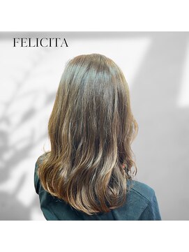 フェリシータ ミューズ(FELICITA musse) 【FELICITA】ゆるふわ×ハイライトアッシュブラウン