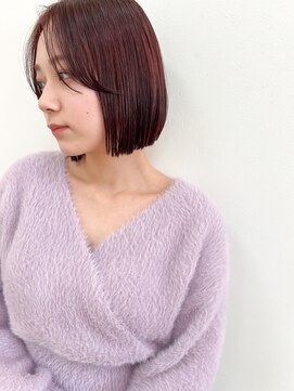 シイノ(Siino) ボブとレッドカラー