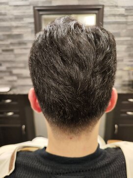 スカイビューレックス 赤坂店 刈り上げミディアムショート