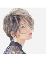 アスタ アヴェダ ASTA AVEDA 武蔵村山店 シャープなショートボブ