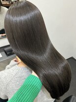 ロットアニバース(lott annibirth)&nbsp;【髪質改善】ラベンダーグレージュ/艶髪/透明感/トリートメント