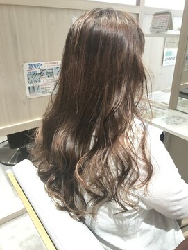 クルム(KURUMU) 大人巻き髪風パーマ　コテ巻きパーマ　無重力パーマ