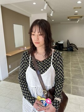 シンス(Since) うねうねパーマで個性派スタイル／ 里見美穂