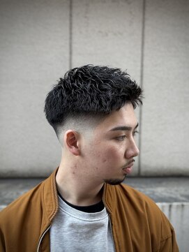 ダムディートウキョウヘアーラウンジ 上野店(DAMDEE TOKYO hair lounge) ピンパーマ×フェード