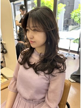 ヌエン 渋谷(NU/EN) ワンカールローライヤー