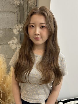 シス バイ フィット(SYS by fit) ベージュカラー