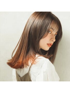 メゾンカシミヤ(Maison Cashmiya) 外ハネグラデカラー
