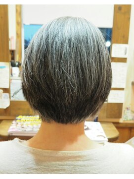 ヘアーメイク ラプティ(Hair Make Lapetit) ナチュラルショートボブ
