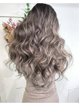 ラピス 千葉(Lapis) グレージュグラデーションスタイル☆