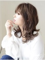 アース 四日市店(HAIR&MAKE EARTH)&nbsp;やわらかレイヤーで作る大人フェミニンミディ