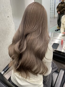 サンク 原宿 表参道(cinq) 表参道ミルクティー顔まわりレイヤーカットベージュケアブリーチ