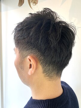 ミラバイグリーン(Mira by green) 【担当SEKI】　刈り上げ×束感ショート