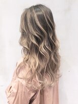 アイティーバイアルバム 藤沢店(IT by ALBUM) ハイライトグラデーション_フェザーバング_ba322301