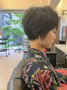 アフロディーテ ギンザ 秋葉原店(APHRODITE GINZA) グレージュカラー/シルキーベージュ/斜めバング/秋葉原