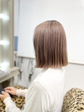 ベラアンドヘア(BELLA&HAIR) オトナのミルクベージュ