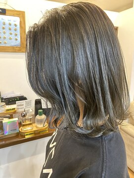 グリッター (Glitter) 20代30代40代50代☆グレーカラー♪セミディ