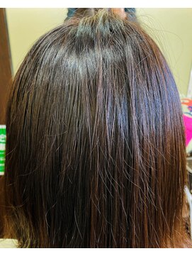 レイディバードカラー 深谷稲荷町店 30分のリタッチカラー（根元白髪染め）