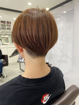 シーズンズ ミナミヒラギシ(SEASONS Minamihiragishi) 刈り上げショート