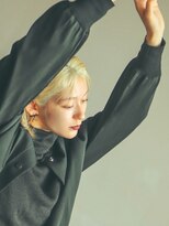 バーノン(VERNON)&nbsp;AVOCADO　BLONDE MEDIUM【VERNON】058-262-3611