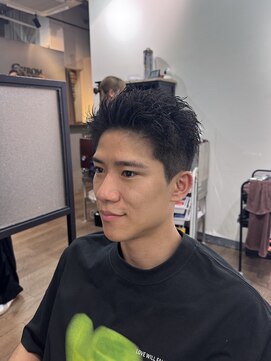 クロムトウキョウ ザ バーバー 新宿本店(CHROM TOKYO the Barber) スパイキーショート