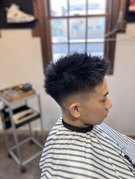 ジールアンドニコ(Zeal & nico.) スキンフェードカット