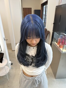 クオン 伊勢崎(QUON.) コバルトブルー