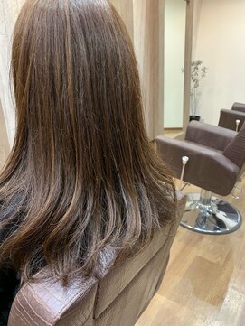 エウレカ(EUREKA) 黒髪卒業式☆ハイライト×グレージュカラー