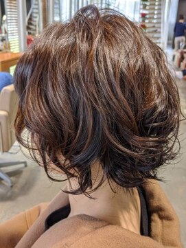 ガレリア エレガンテ 桑名店(GALLARIA Elegante) 外ハネパーマ