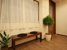 シュエット(CHOUETTE)の雰囲気(待合スペース/お子様連れも安心)