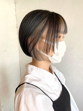 ベルビアンカ(Belle BIANCA) Belle BIANCA インナーカラーベージュ/丸みボブ　by マツモト