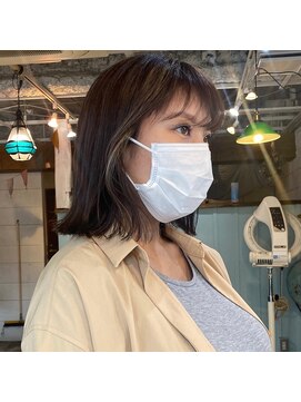 トワイロ(TOWAIRO) 小顔ボブにイヤリングカラー＆ハイライト