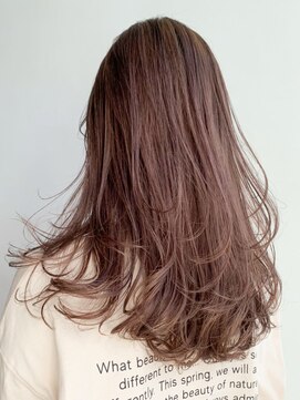 アイティーバイアルバム 下北沢店(IT by ALBUM) モカベージュ_アースカラーくびれヘアツートンカラー_ba283341