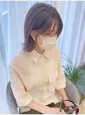 まろベージュ 切りっぱなしボブ 外ハネボブ