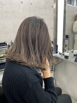 イキ 表参道(iki omotesando)&nbsp;モード/無造作ウェーブ/大人ガーリー[表参道駅]