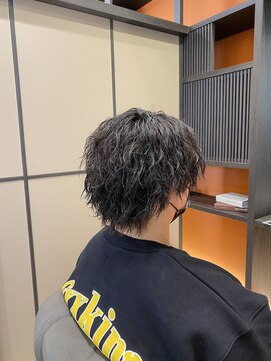 ヘアメイクアバンセ(HAIR MAKE AVANCE) ウルフ×ツイストスパイラル