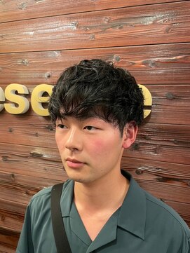 アンスール(Une seule) メンズマッシュパーマニュアンスパーマスパイラルパーマ刈り上げ