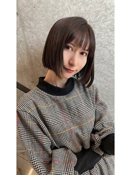 リバイブ ヘアー リュッカプラス(Revive Hair Lycka+) 前下がりボブ【顔まわりレイヤー】